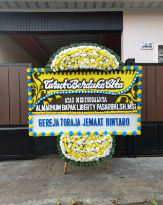 Papan Bunga Duka di Sianjar Mula Mula
